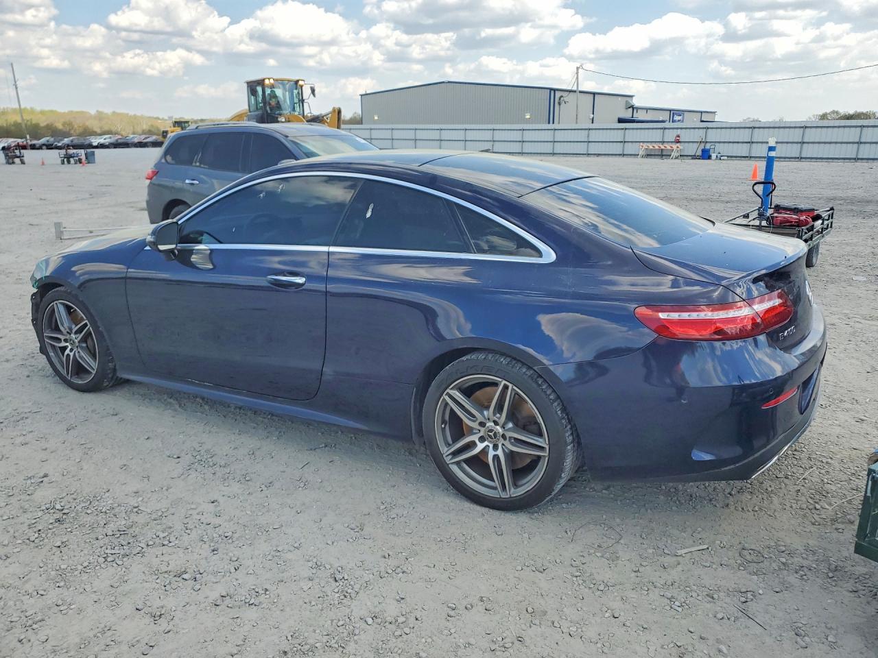 2018 MERCEDES-BENZ E-class VIN WDD1J6FB8JF022457 photo 2