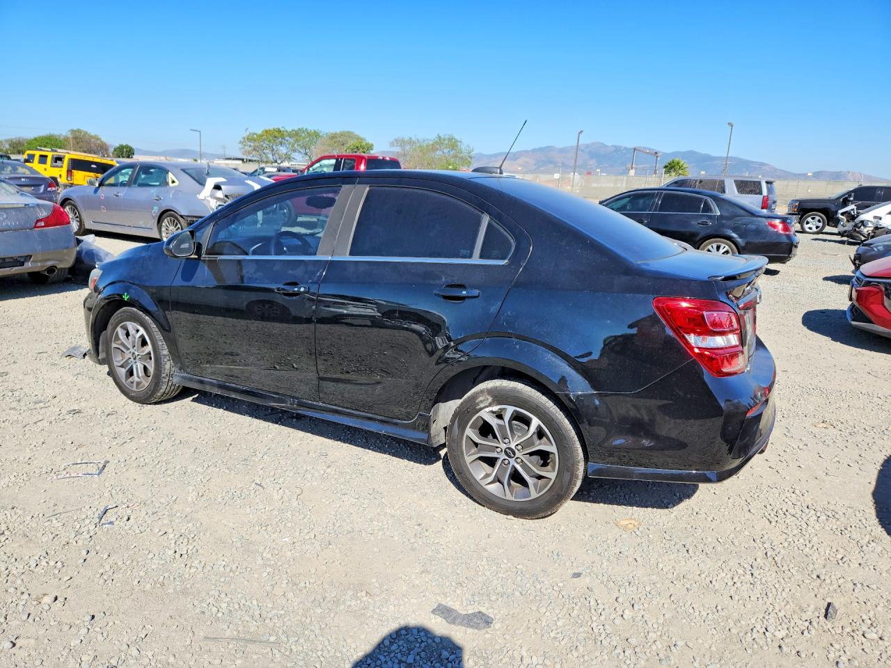 2018 Chevrolet SONIC VIN 1G1JD5SH0J4116021 photo 2