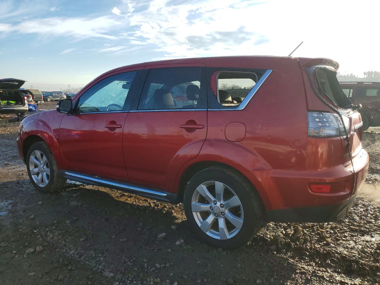 2010 Mitsubishi Outlander VIN JA4JT5AX6AZ014836 photo 2