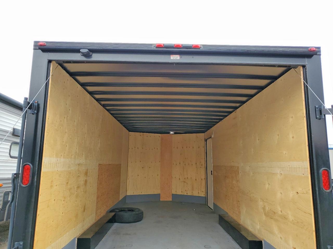 2026 ROYAL CARGO LARCT52-822V-86 ENCLOSED CARGO TRAILER VIN 2SFPK4312T1136292 photo 5