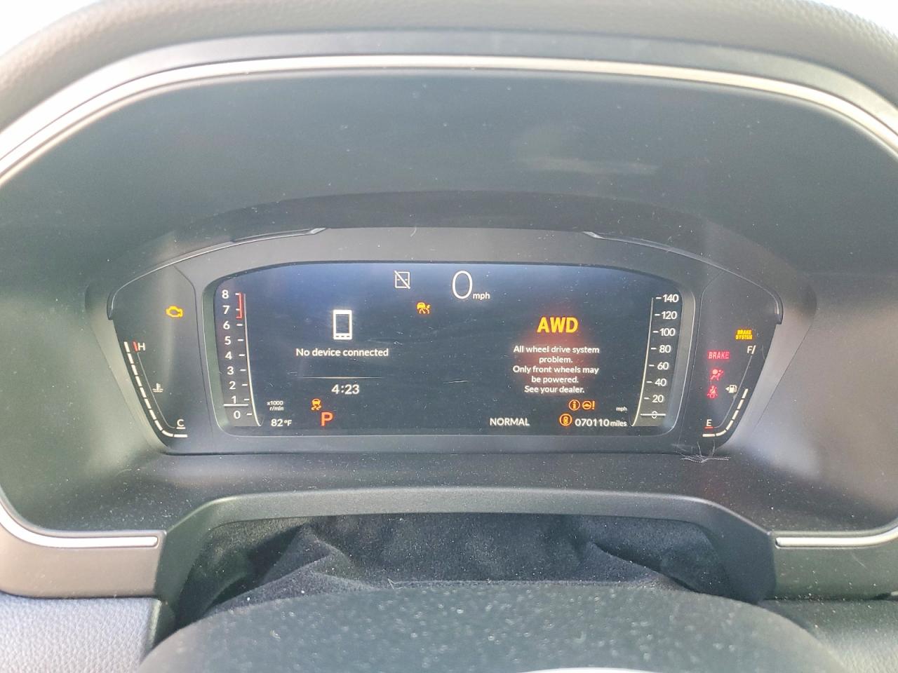 2023 Honda Pilot VIN 5FNYG1H89PB018104 photo 9