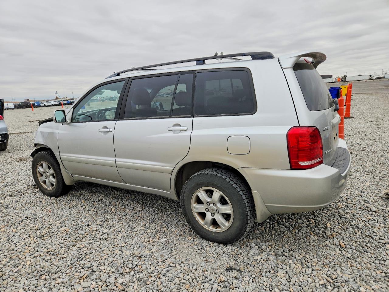 2001 TOYOTA Highlander VIN JTEHF21A010038104 photo 2