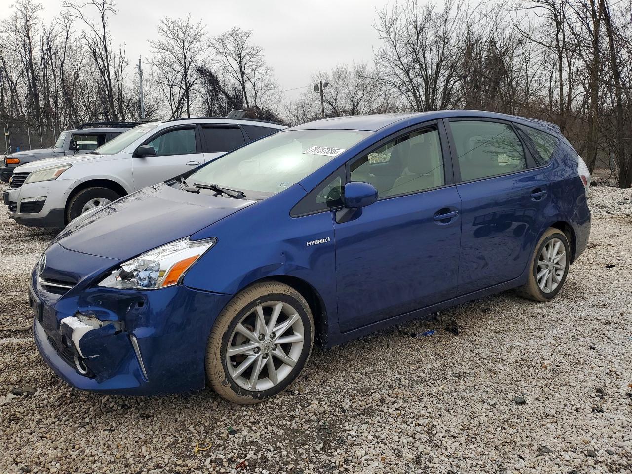 2013 Toyota Prius v VIN JTDZN3EU4D3189326 photo 1