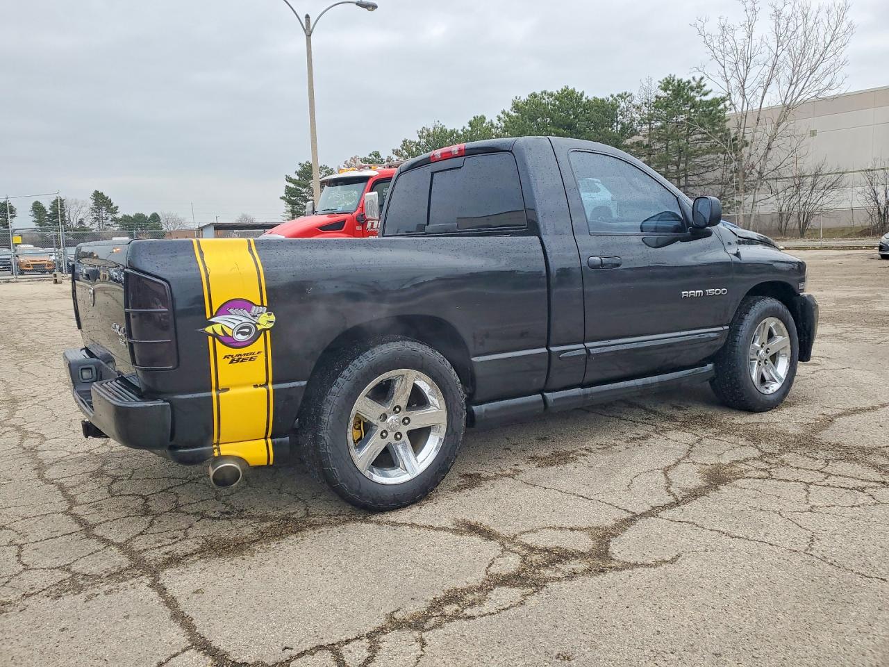 2005 Dodge Ram 1500 VIN 1D7HU16D65J517172 photo 3