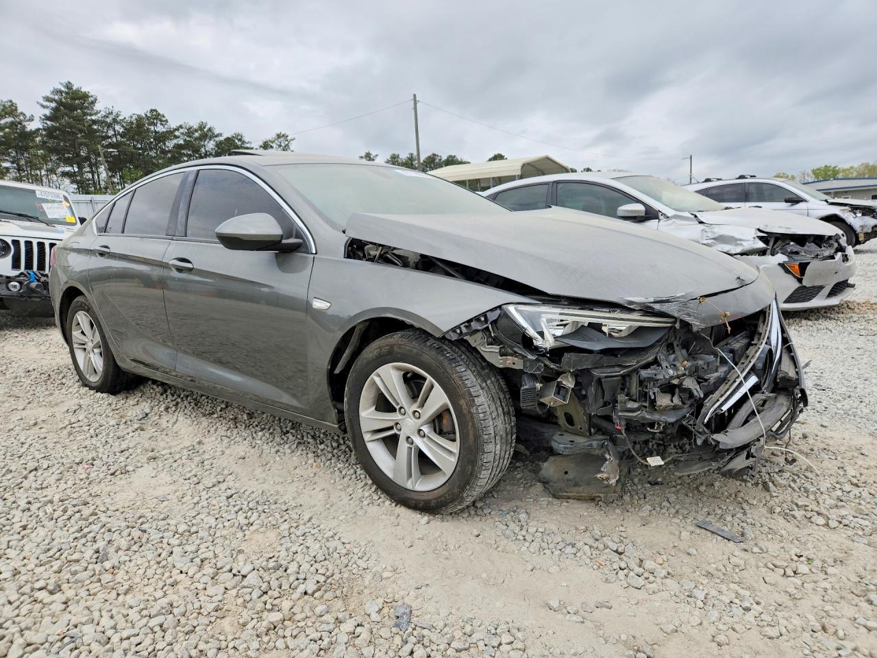 2019 Buick Regal VIN W04GL6SX3K1020852 photo 4