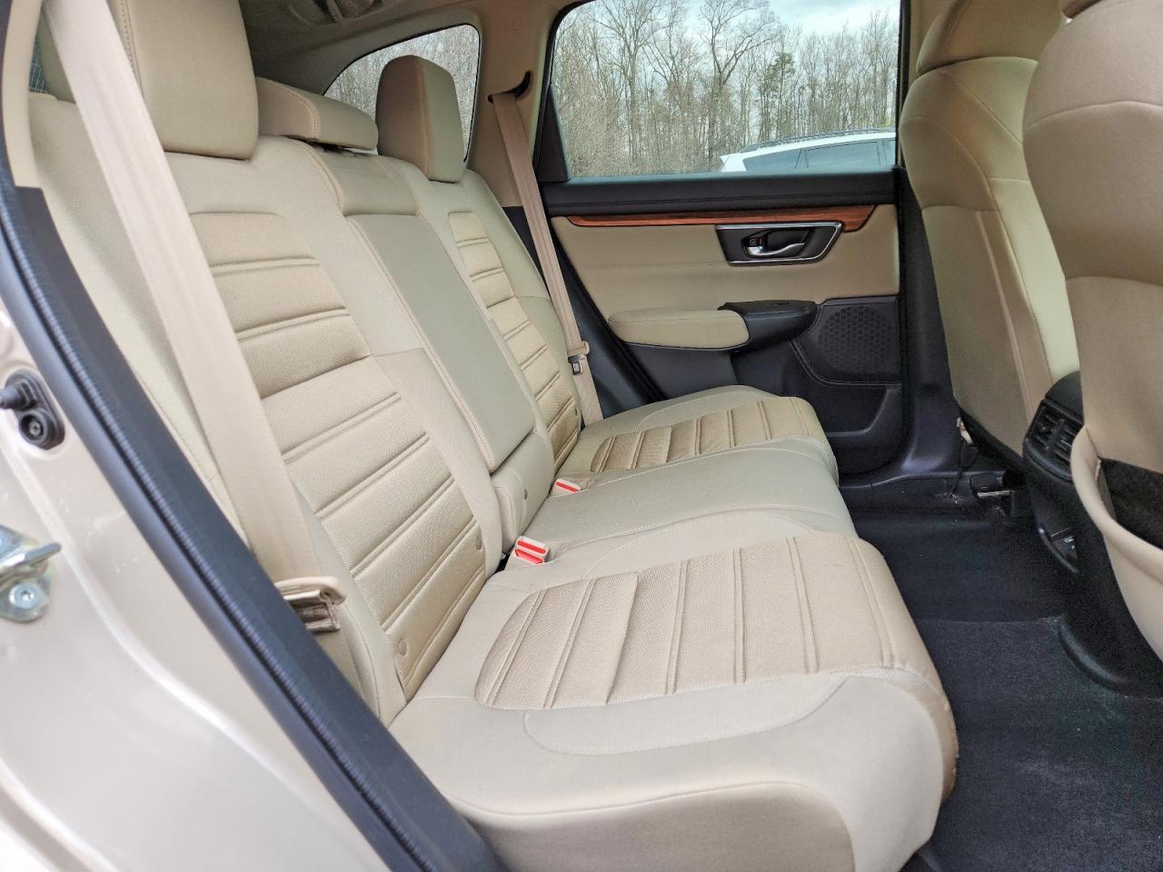 2018 Honda Crv VIN 2HKRW2H58JH683216 photo 11