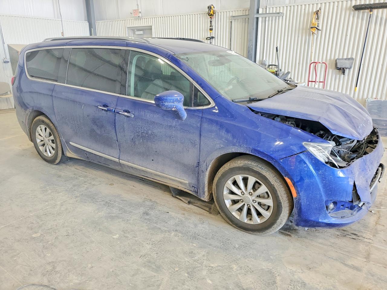 2019 Chrysler Pacifica VIN 2C4RC1BG9KR548389 photo 4