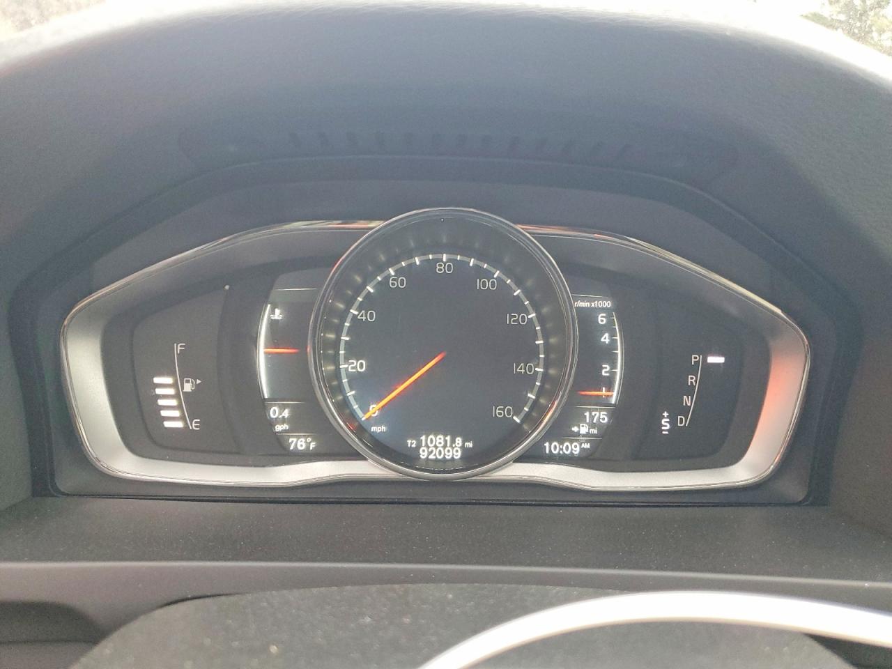 2017 Volvo S60 VIN LYV402HK8HB150522 photo 9
