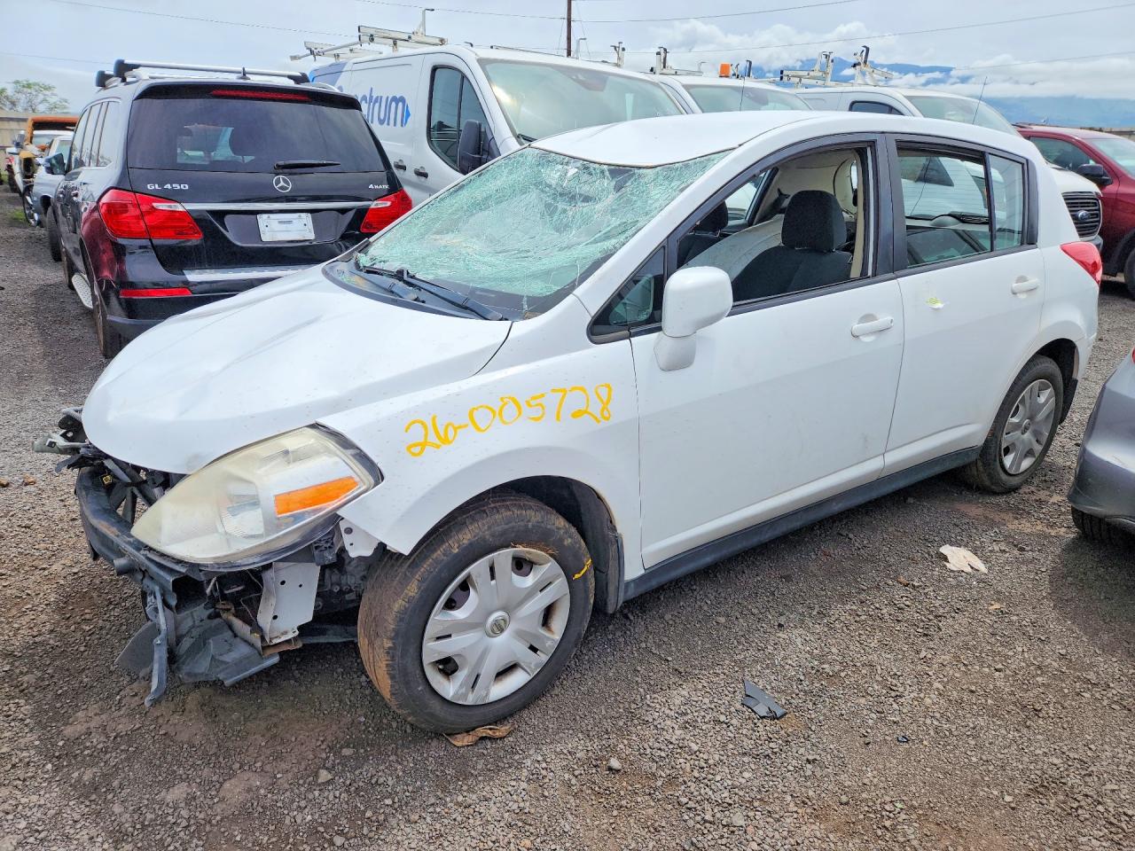 2011 Nissan Versa VIN 3N1BC1CP2BL499536 photo 1