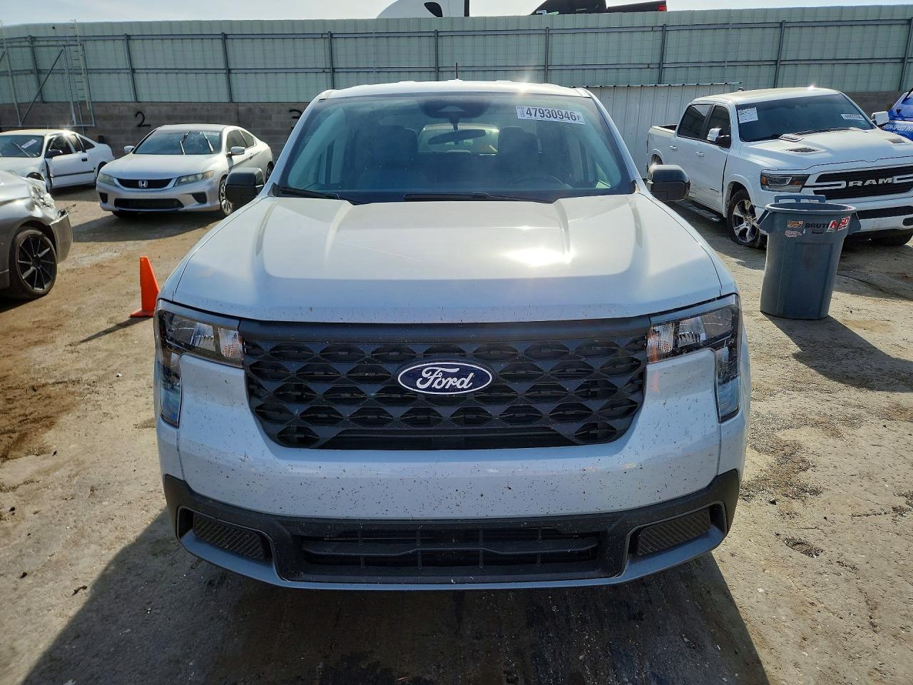 2026 Ford Maverick VIN 3FTTW8JA7TRA21742 photo 5