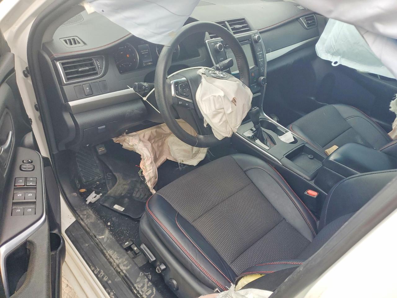2016 TOYOTA Camry hyb VIN 4T1BF1FKXGU136298 photo 8