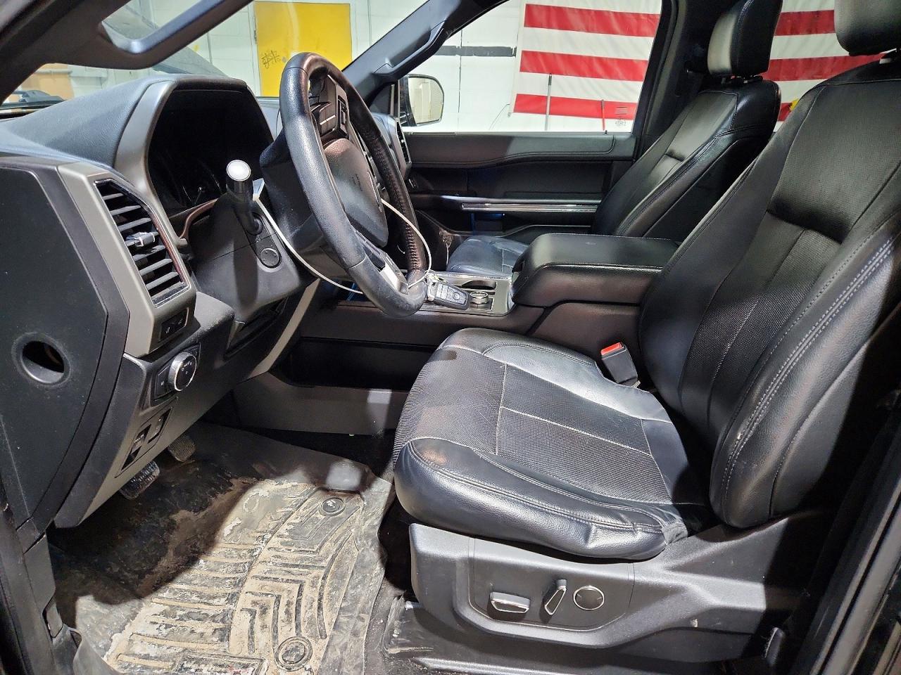 2018 Ford Expedition VIN 1FMJU1JTXJEA42702 photo 7