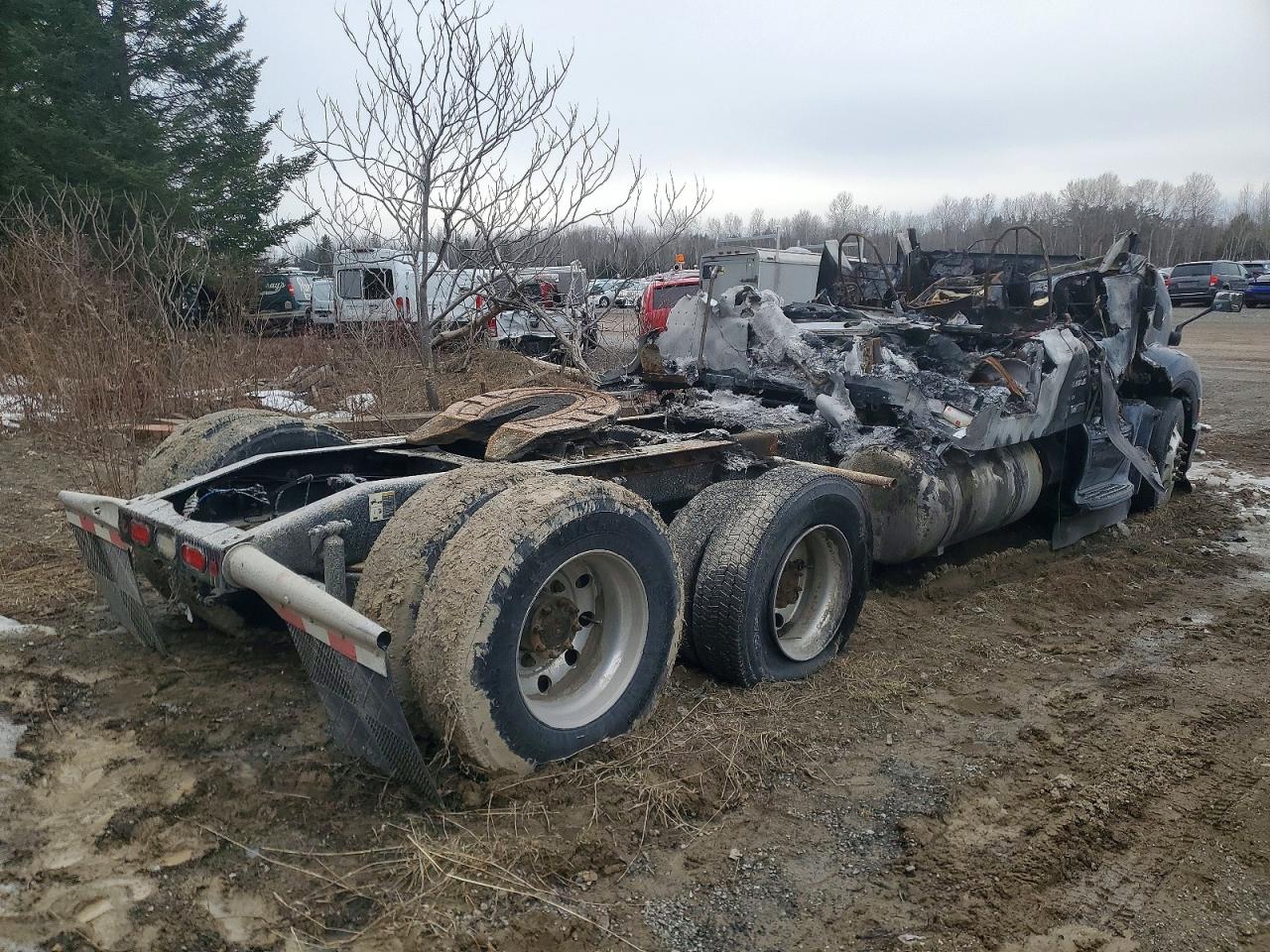 2022 PETERBILT All other VIN 1XPBD49X0ND777264 photo 4