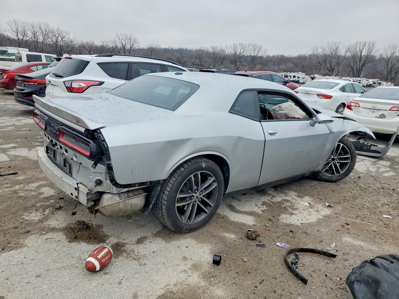 2019 Dodge Challenger VIN 2C3CDZGG6KH684824 photo 3