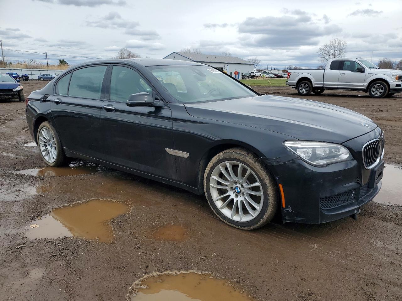 2013 BMW 7 series VIN WBAYF8C58DD139800 photo 4
