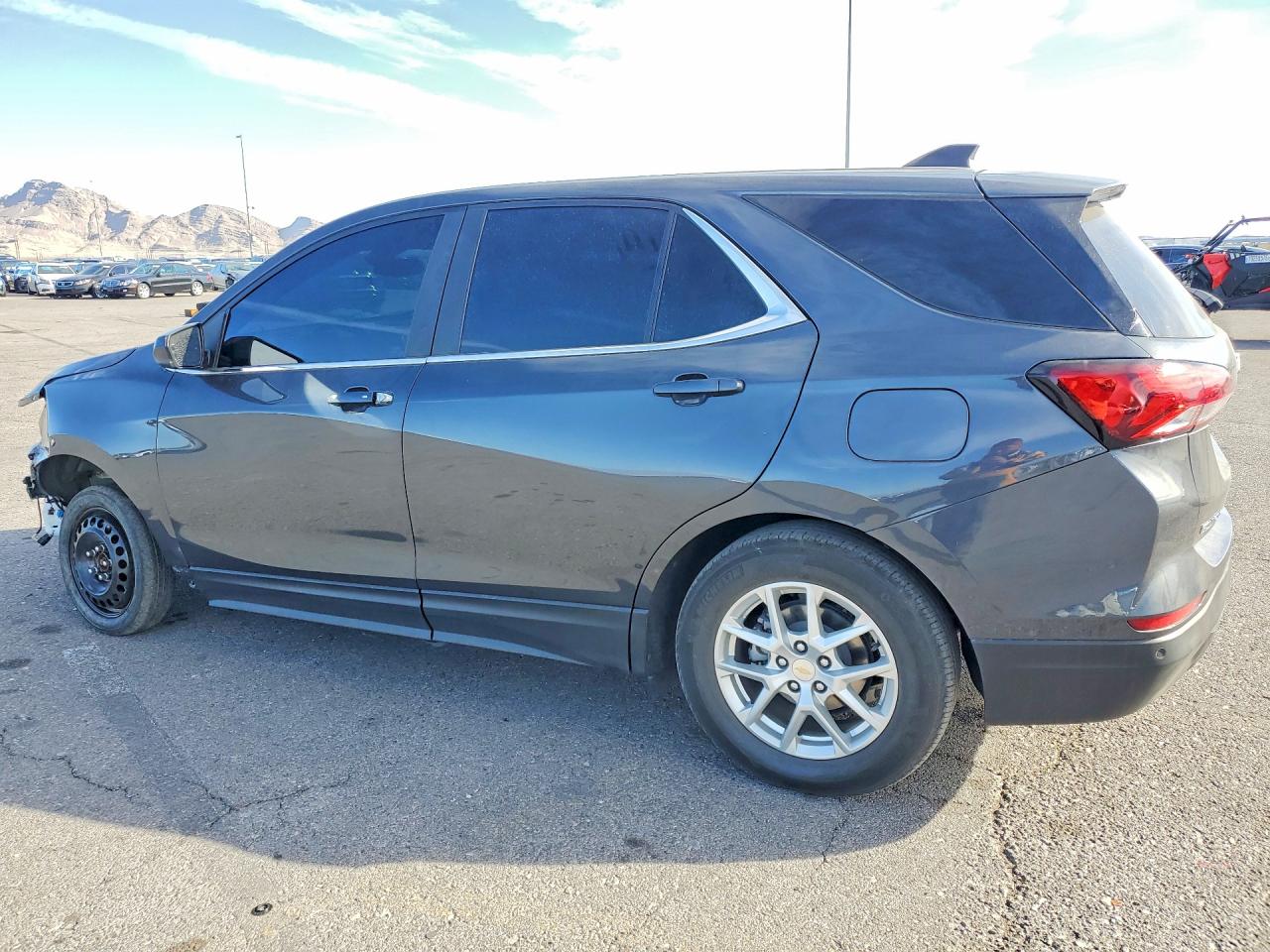 2022 CHEV Equinox VIN 3GNAXKEV8NS197149 photo 2