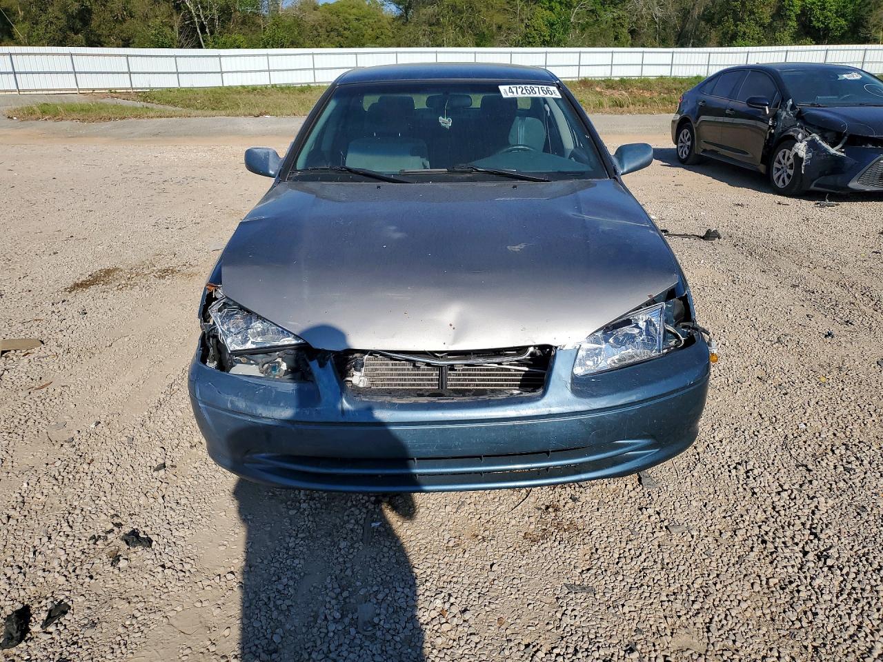2001 TOYT Camry VIN 4T1BF22K91U970808 photo 5