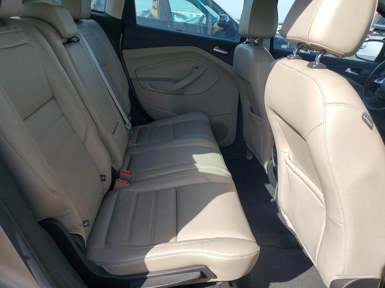 2017 Ford Cmax VIN 1FADP5FU8HL113375 photo 10