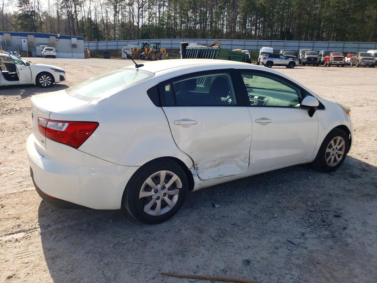 2016 Kia Rio VIN KNADM4A33G6647356 photo 3