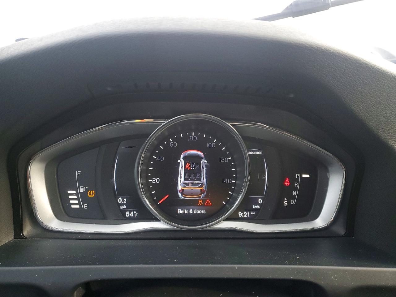 2016 Volvo V60 VIN YV1612SM1G1325337 photo 9