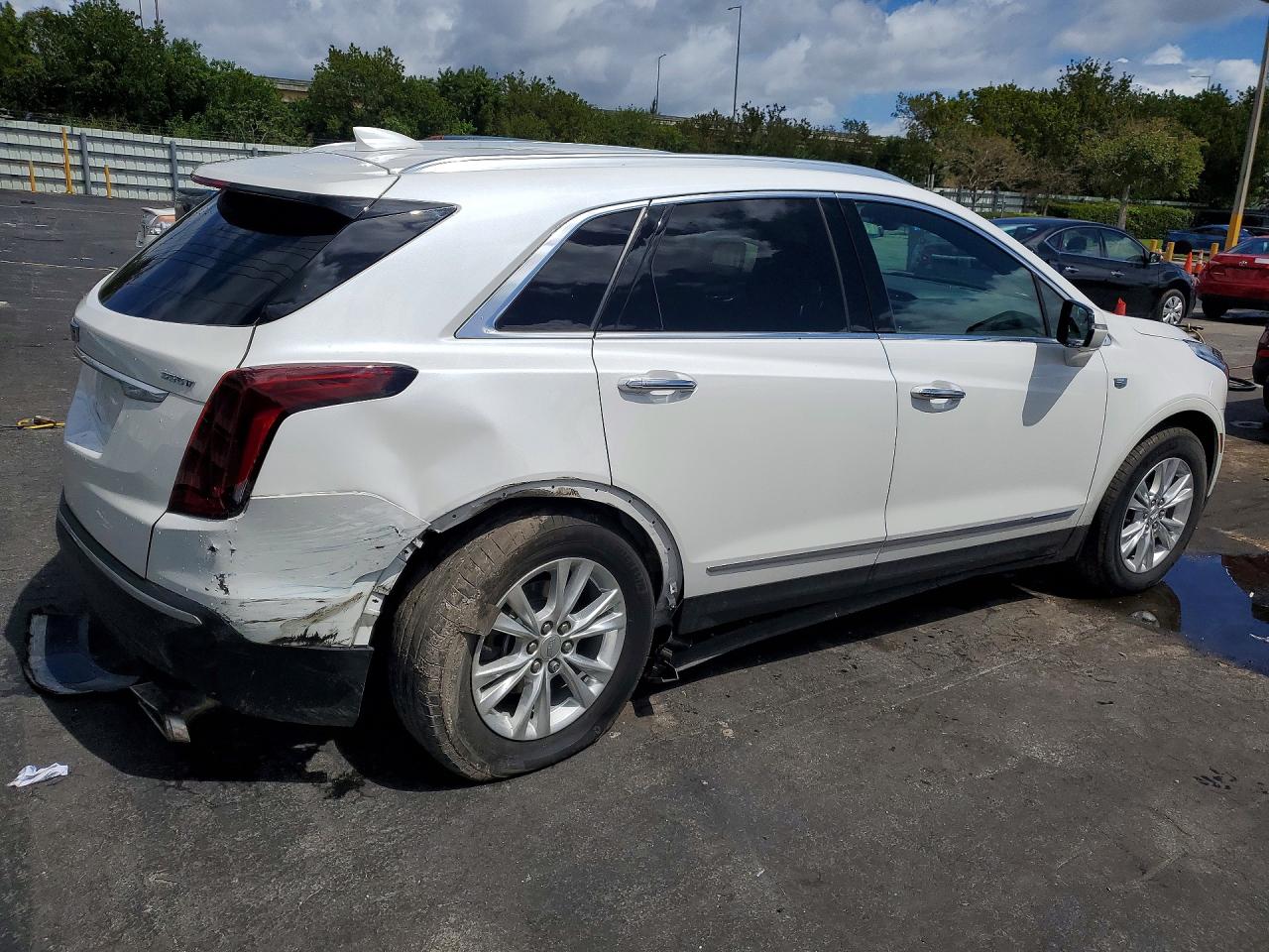 2023 Cadillac Xt5 VIN 1GYKNAR44PZ132040 photo 3