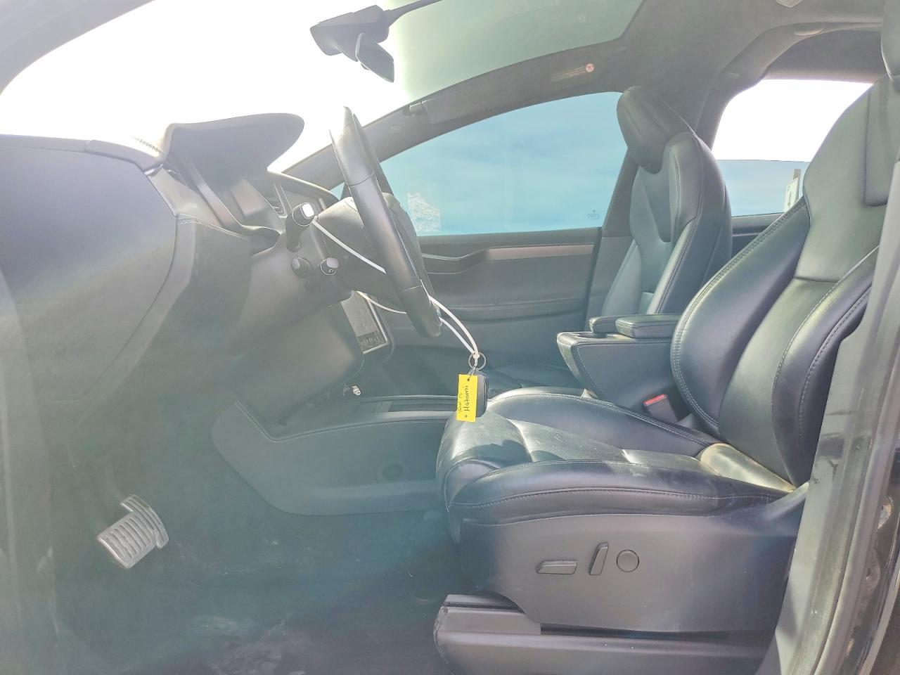 2020 TESLA Model x VIN 5YJXCDE4XLF303429 photo 7