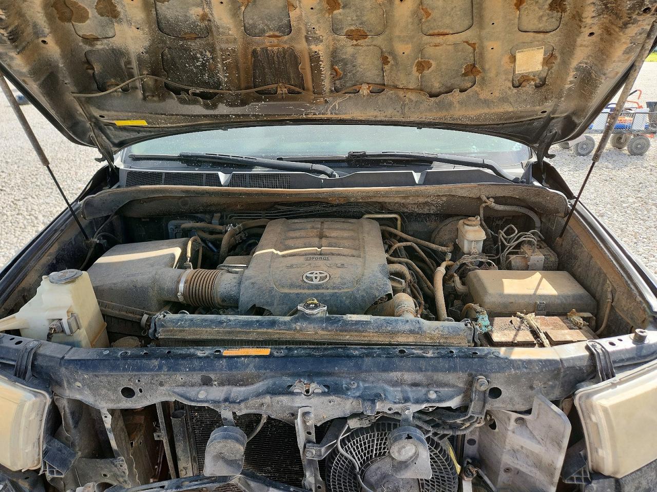 2013 Toyota Sequoia VIN 5TDYY5G12DS044396 photo 12