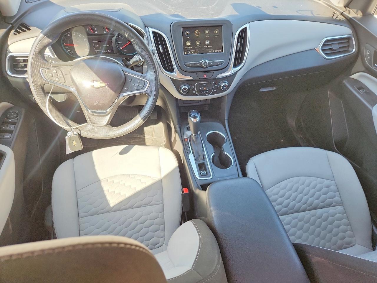 2019 Chev Equinox VIN 3GNAXSEV1KS516418 photo 8