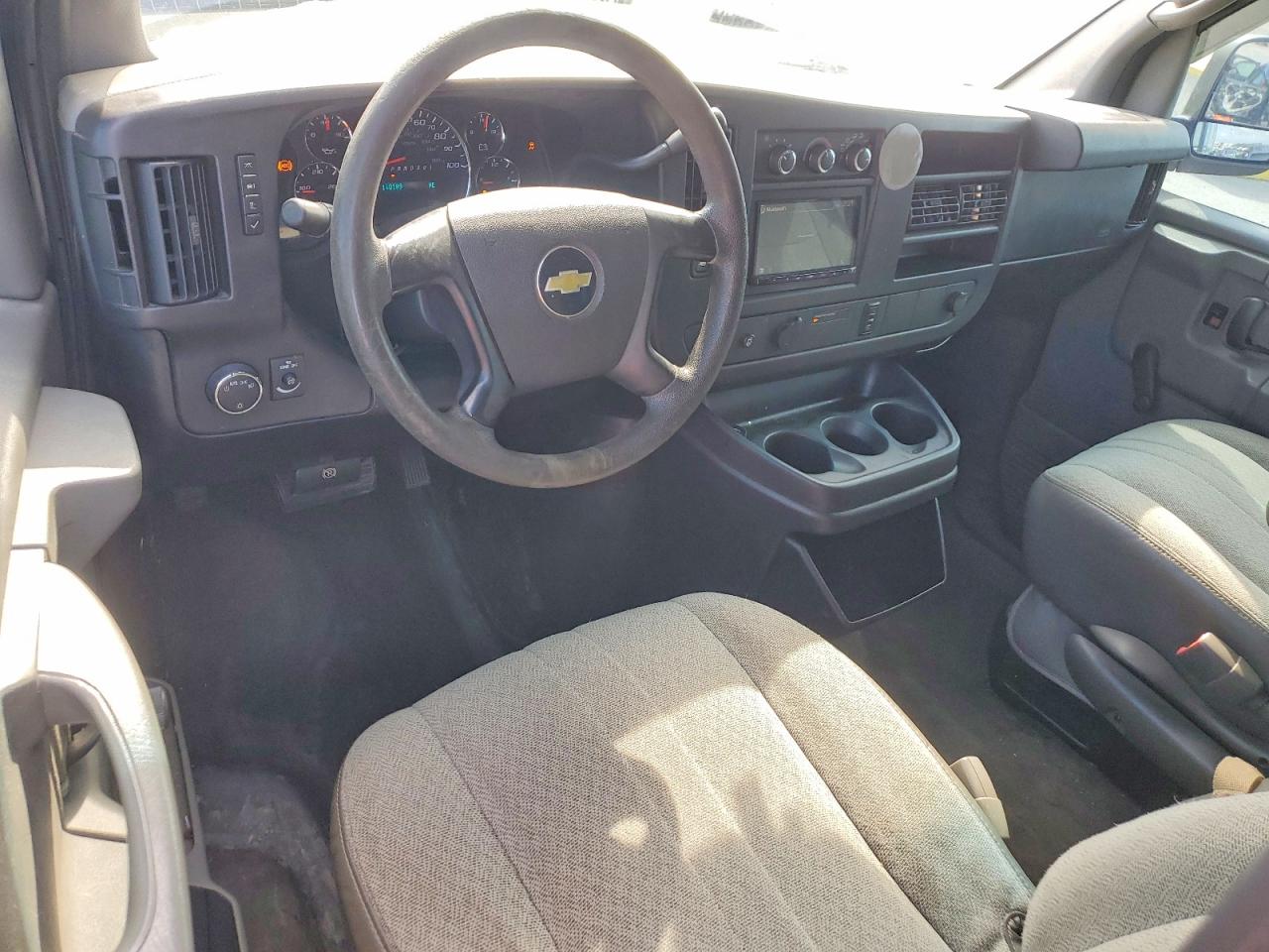 2010 Chevrolet Express g1500 VIN 1GNUGBD43A1170426 photo 8