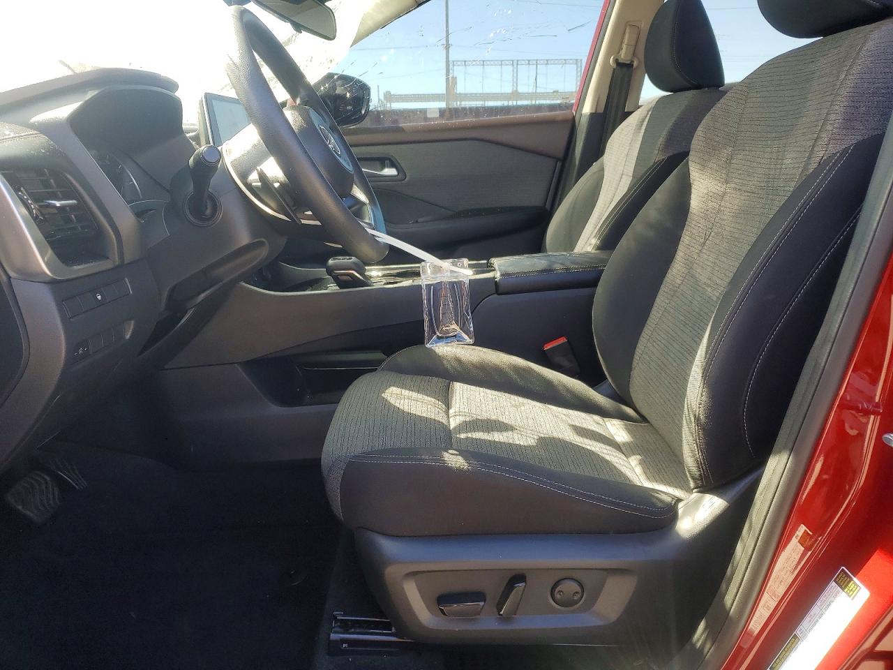 2023 Nissan Rogue VIN 5N1BT3BA8PC684324 photo 7