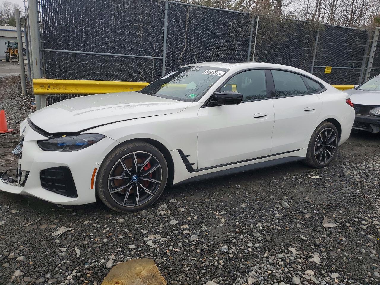 2024 BMW All other VIN WBY33AW05RFR86460 photo 1