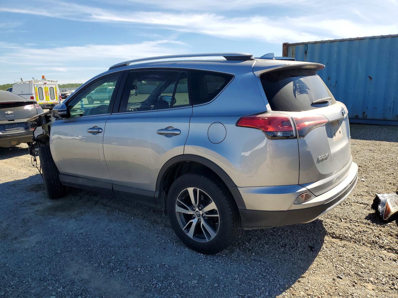 2016 Toyota Rav4 VIN 2T3WFREV9GW254636 photo 2