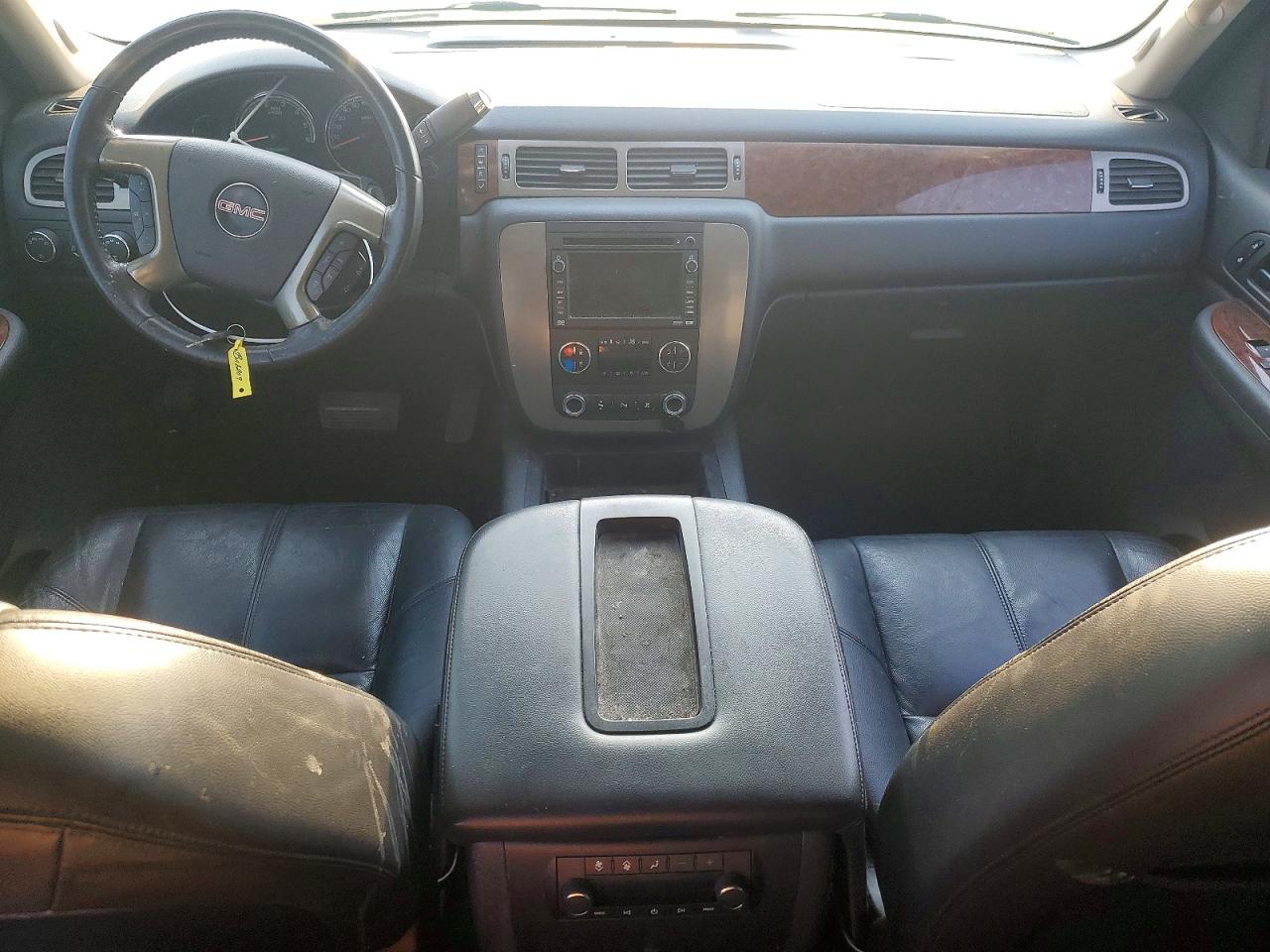 2009 GMC Yukon VIN 1GKFK13579R288209 photo 8