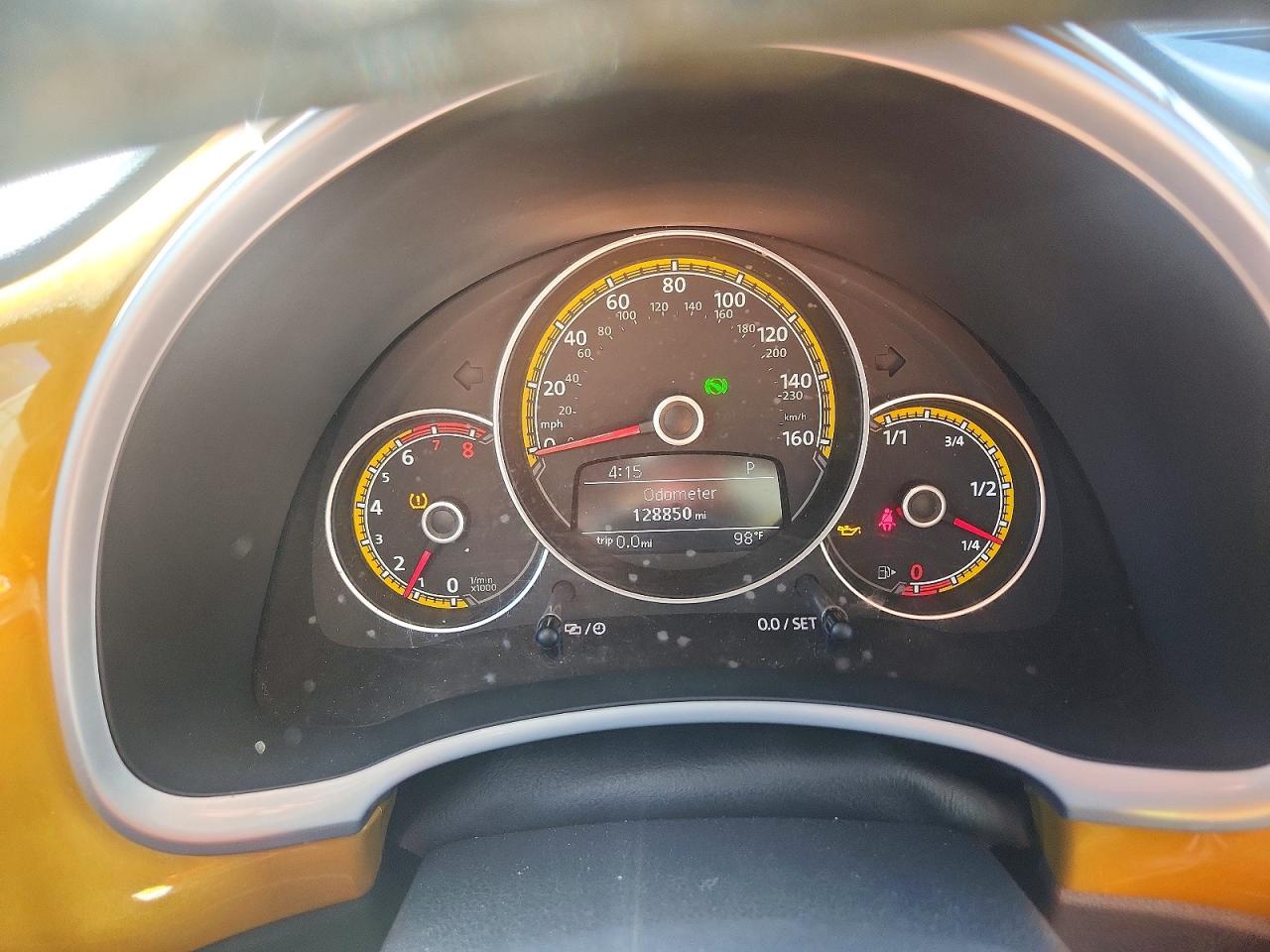 2016 Volkswagen Beetle VIN 3VWS07AT7GM622948 photo 9