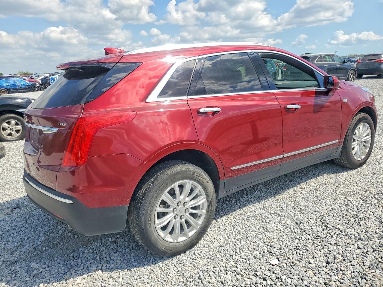 2018 Cadillac Xt5 VIN 1GYKNARS2JZ159422 photo 3