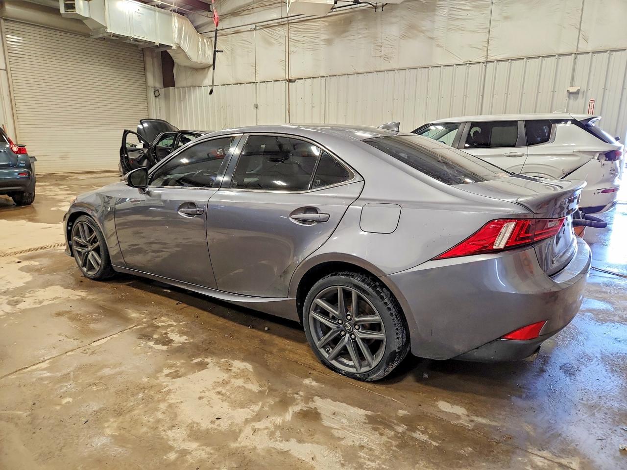 2015 Lexus Is 250 bas VIN JTHBF1D21F5045855 photo 2