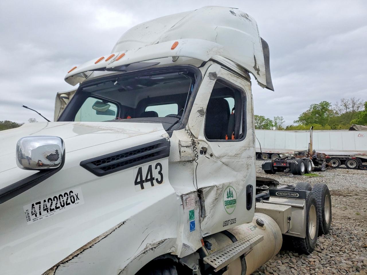 2024 FREIGHTLINER All other VIN 3AKJHLDV5RSVB5617 photo 9