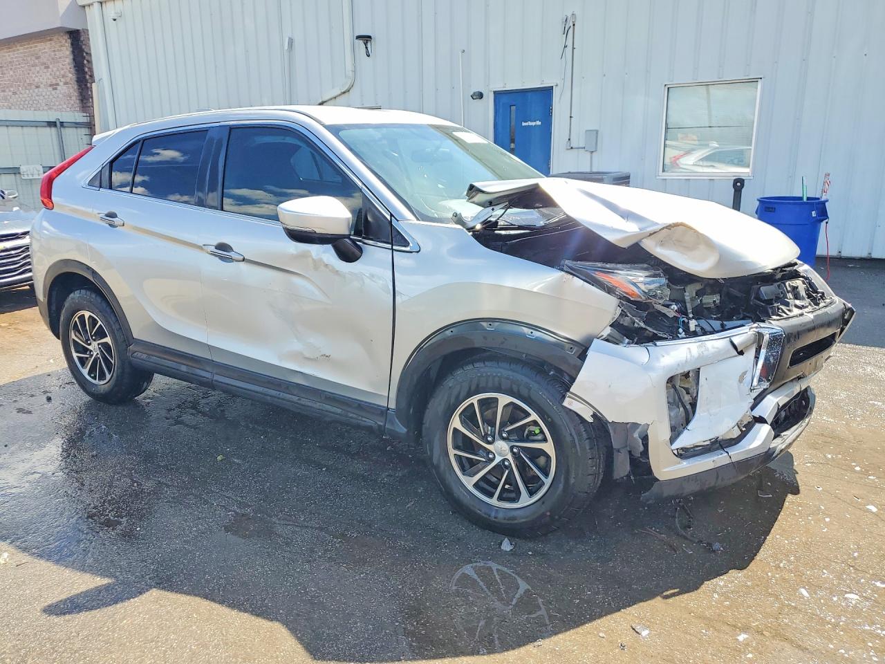 2020 Mitsubishi Eclipse c VIN JA4AT3AA9LZ026336 photo 4