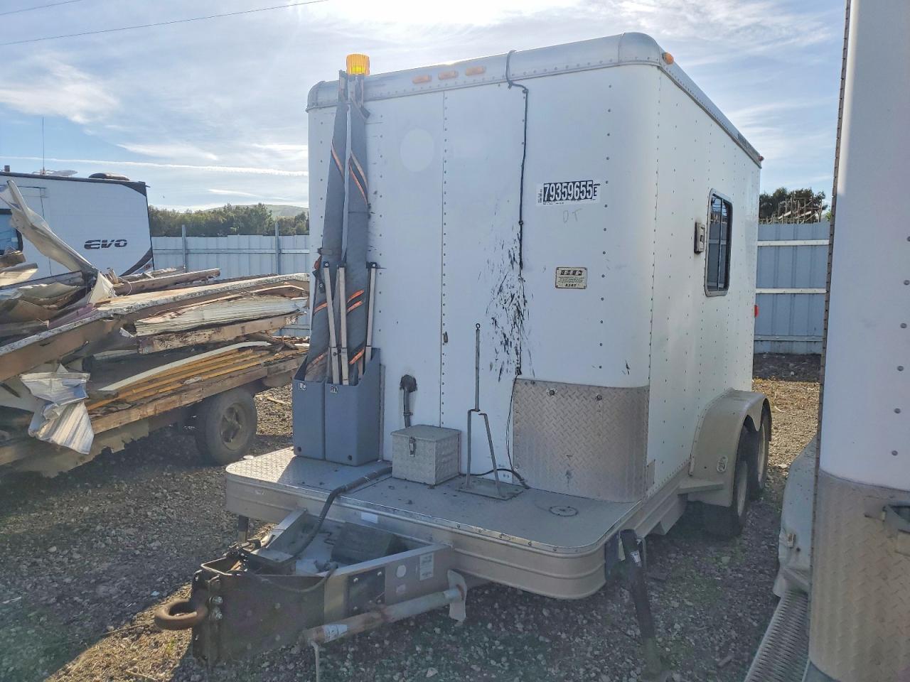 1999 PELSUE FOST 11 FIBER OPTIC SPLICING TRAILER VIN 4FGL01121YC028297 photo 2
