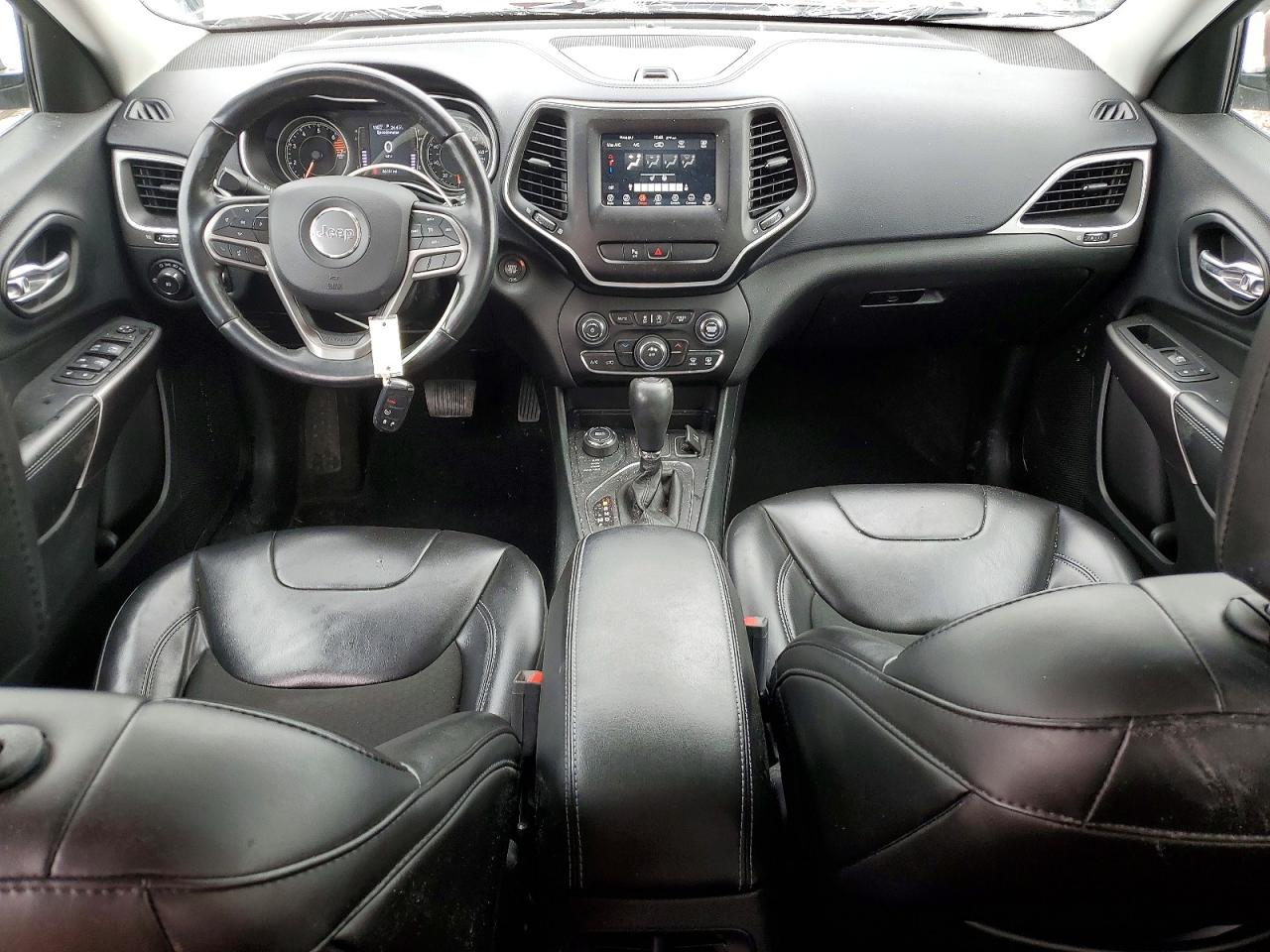 2019 Jeep Cherokee VIN 1C4PJMLB8KD323496 photo 8