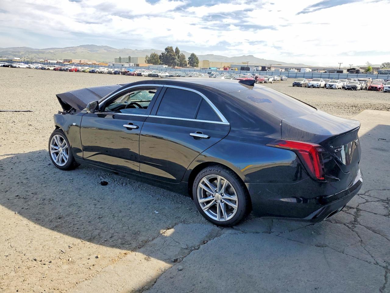 2020 Cadillac Ct4 VIN 1G6DJ5RK2L0143961 photo 2