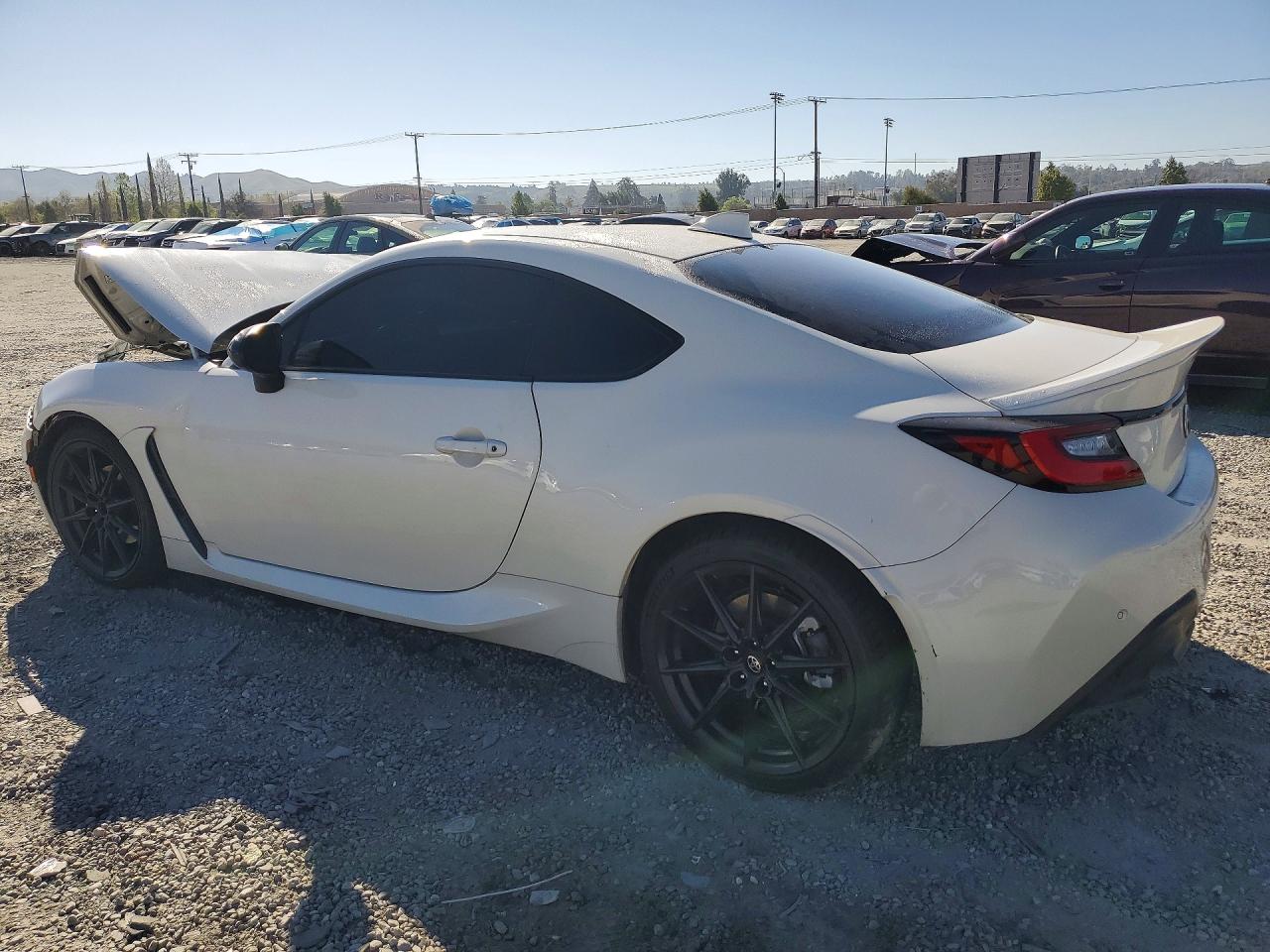 2024 Toyota Gr86 Premium VIN JF1ZNBE19R8760146 photo 2