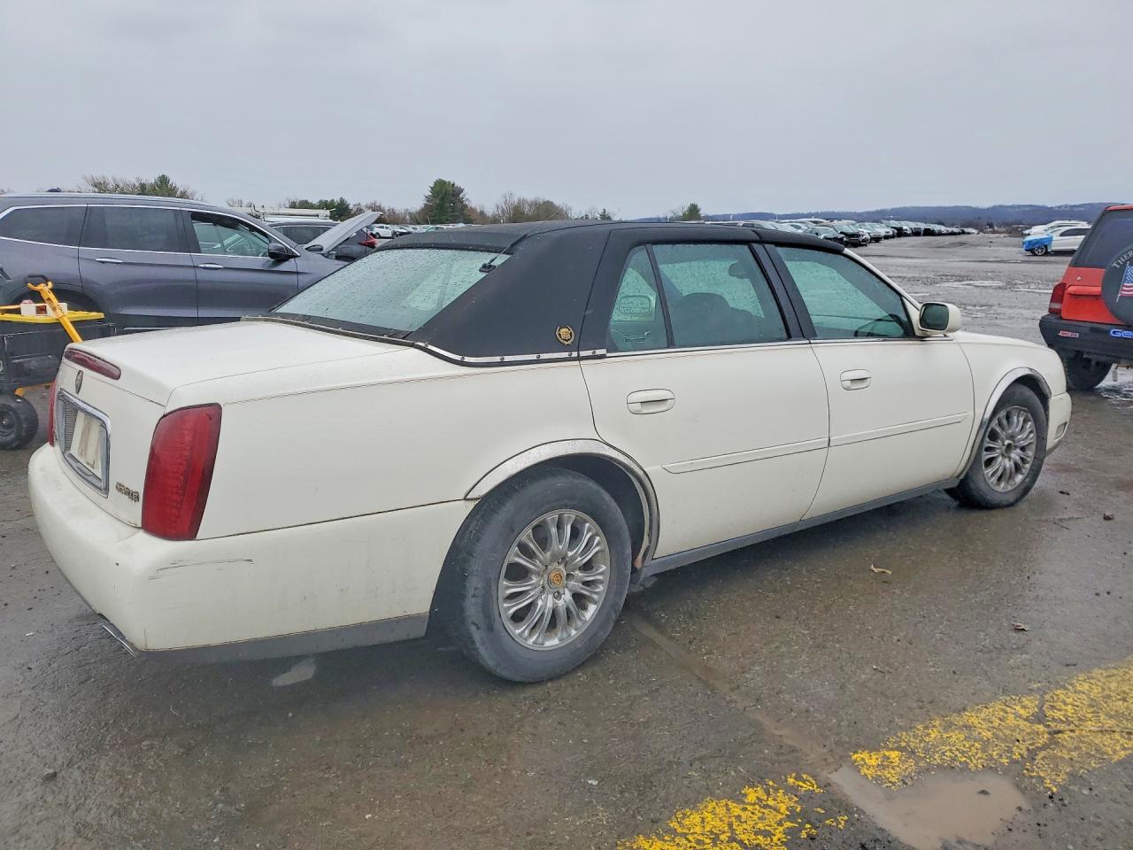 2001 Cadillac Deville VIN 1G6KD54YX1U143416 photo 3