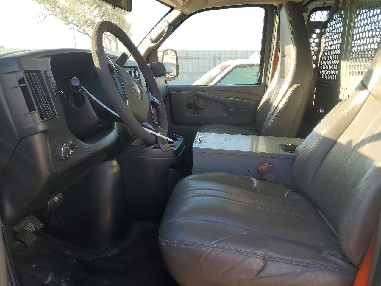 2014 CHEVROLET Express VIN 1GCWGFCB9E1125764 photo 7