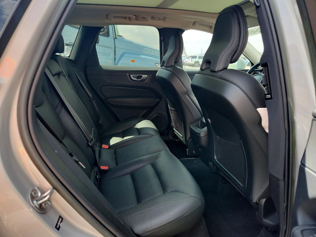 2023 Volvo Xc60 VIN YV4L12RNXP1194963 photo 11