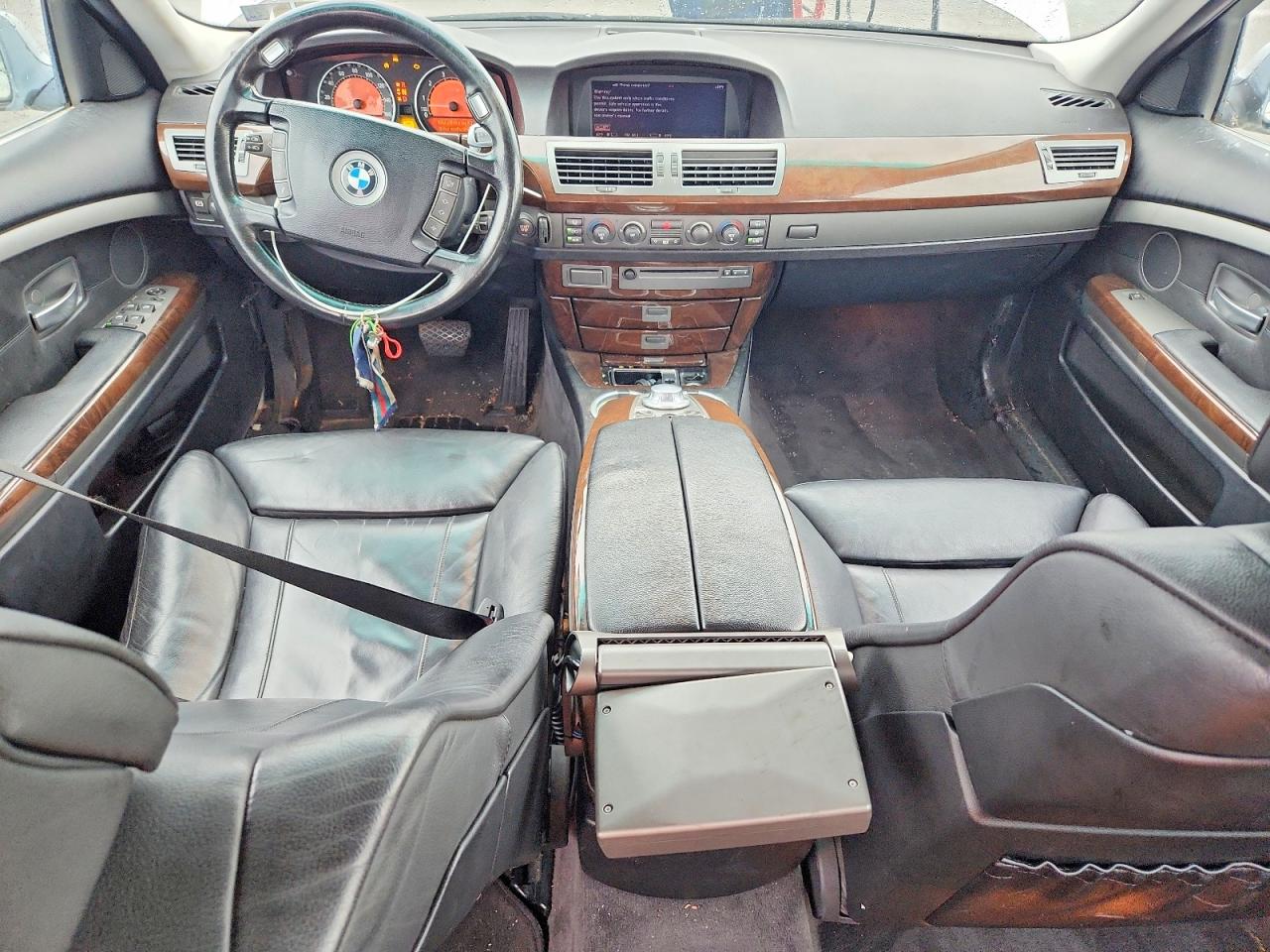2005 BMW 745 VIN WBAGN63595DS60839 photo 8