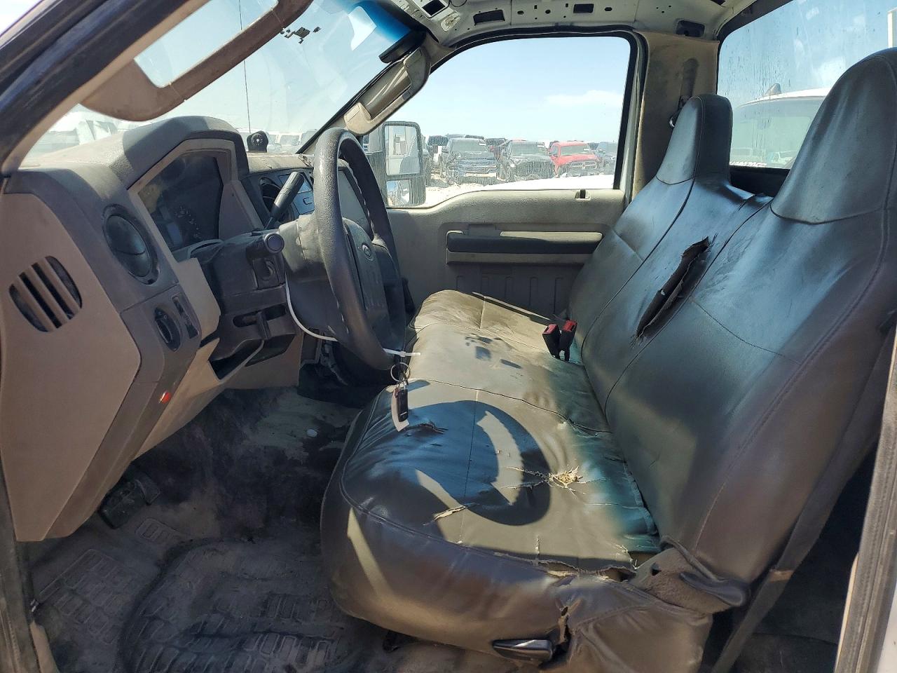 2010 Ford F450 VIN 1FDAF4GR7AEA60095 photo 7