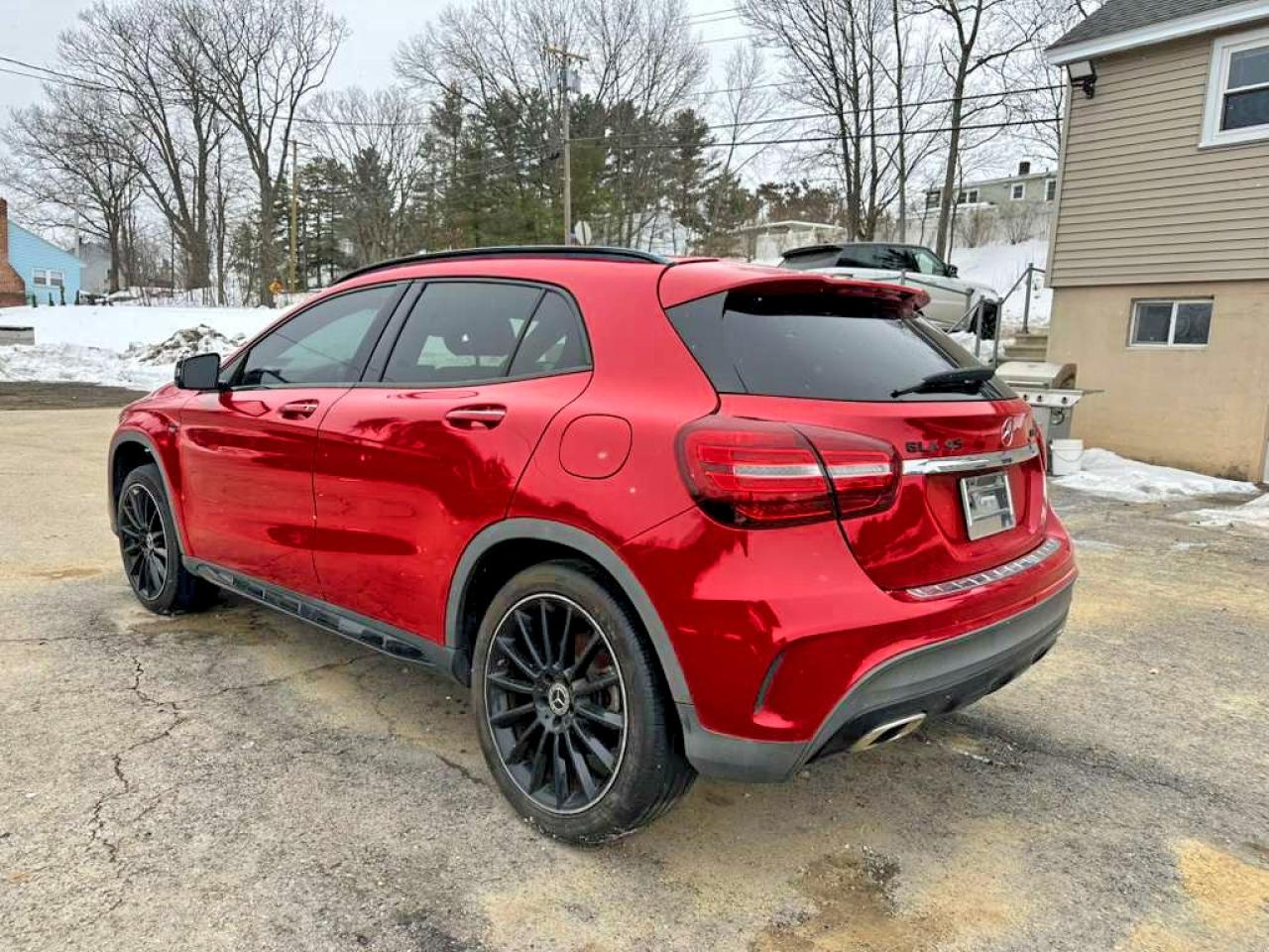 2019 MERCEDES-BENZ Gla-class VIN WDCTG4GB4KU018952 photo 2