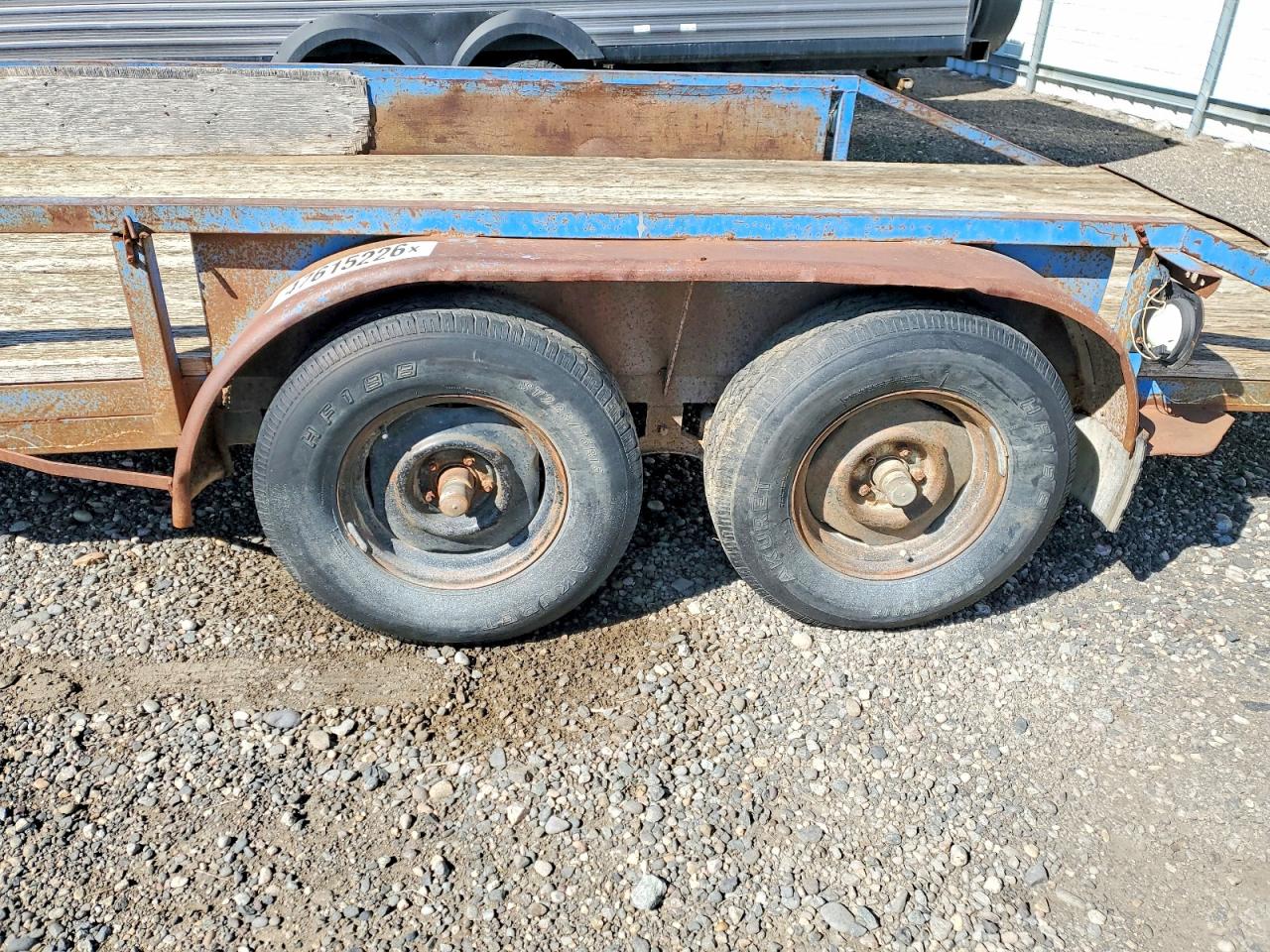1988 UTILITY Trailer VIN 45HTS162SJ1584010 photo 8