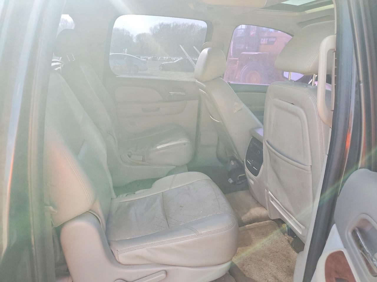 2010 GMC Yukon VIN 1GKUKKE37AR228573 photo 11